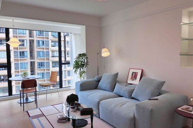 changning L2 Weining rd brand new 2 br Apt &floor heating 15K