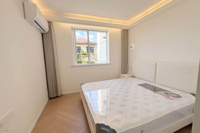 Newly Renovated 1Br/2Lr/1Bt Close to L2/3/4 Zhongshan Park Station 