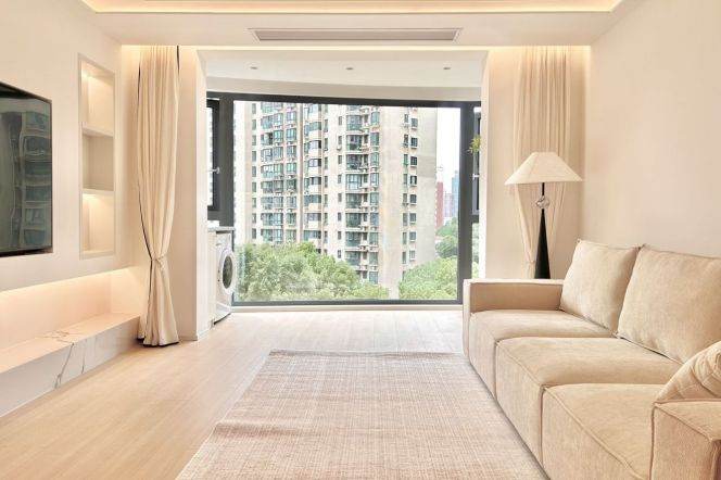 Nice compound/Spacious&modern/2BR 2LR/NR Suzhou Creek/,Zhenping rd@L3/4/7
