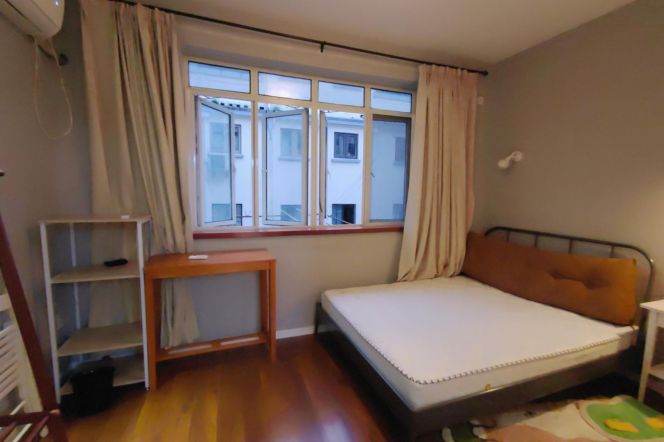 Cozy 1 br with open kitchen+Oven easy IAPM,L 1/10/12 South ShaanXi Rd St.