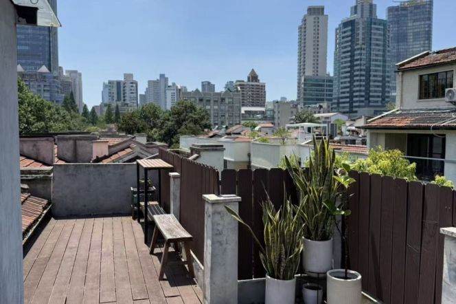 Changshu rd 2BR 2BATH with terrace and balcony