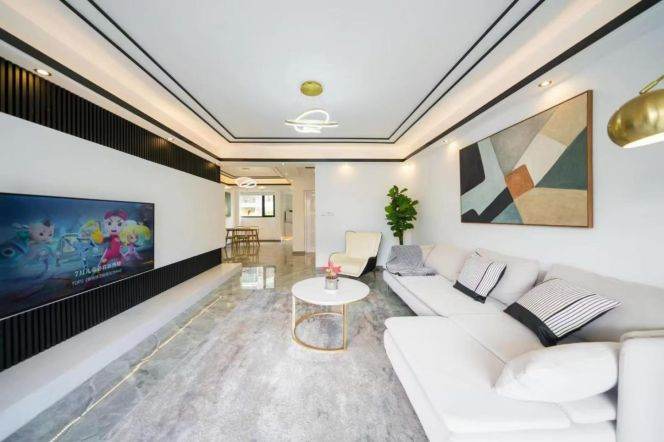3 Brs, 2 Baths, Open Balcony/Floor heating/Oven/Dryer, 160 sqm @ Jiashan metro L9&12