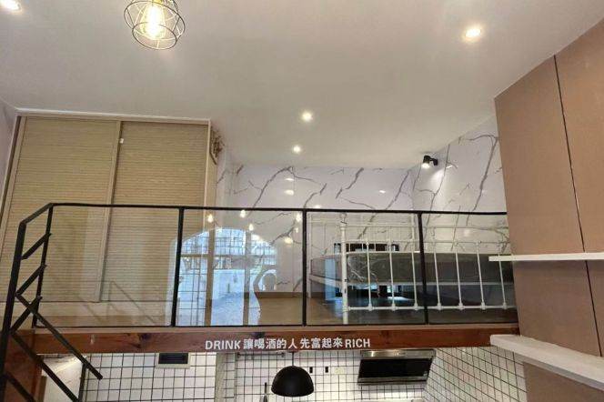 Nice yard 1Br/1Lr/1Bt apt nr Xintiandi,M10/13