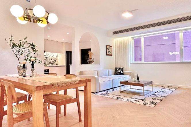 jiaotong university modern 3 br Apt 160 sqm &floor heating 20k