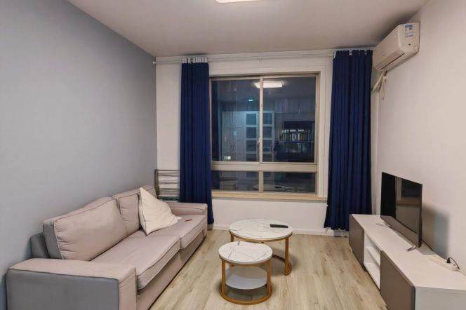 Modern compound 1 br with good quality near Jing'an Temple. easy to  L 2/7 