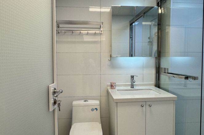 Spacious&Modern&New 1Br Apt | Chang Ping rd line7 | Central AC+Elevator+Heating 
