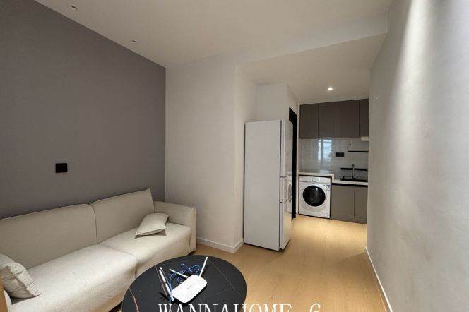 6.9K+Can Short-term Rent+ Spacious 1Bdr 1Bath Apt+Elevator+West NanJing Rd CBD+Stunning View