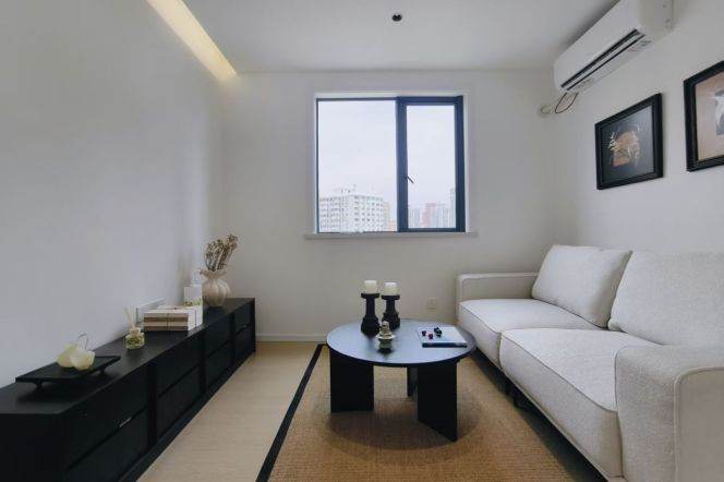 One bedroom xujiahui station