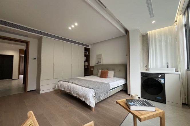 Shanghai library station one bedroom