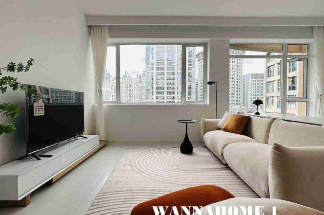 Modern&Spacious&Really Bright 3Bdrs 2Baths Apt+Xu Jia Hui CBD+Shang Hai Stadium+Stunning View