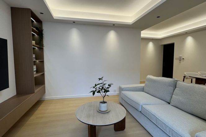 Spacious&Modern&New 1Br Apt | Chang Ping rd line7 | Central AC+Elevator+Heating 