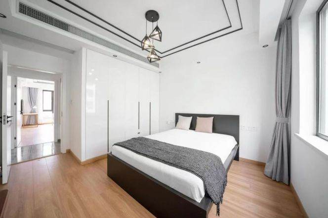 Zhaojiabang/Damuqiao rd floor heating 3brs/2lv/2ba apt with balcony;L9/12