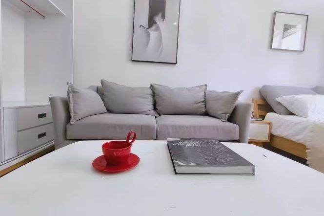 1 br at SJTU +4th floor 5800