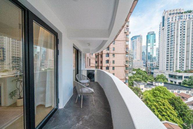 W. Beijing/Datian Rd floor heating 3brs/2lrs/2ba apt wt balcony;L2/12/13