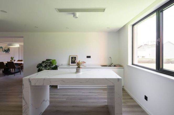 Floor heating 4BR APT Roof Terrace nr IAPM 35k