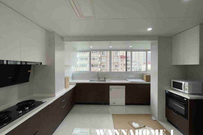 Spacious&Modern&Bright 3Bdrs 2Baths Apt+Great Compound+L2/11 Jiang Su Rd Metro