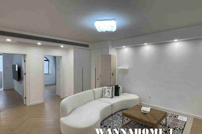 Modern&Spacious&Bright 2Bdrs 1Bath Apt+Large Storage+Jing An Temple CBD
