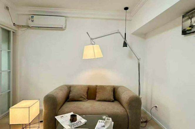 2BR over looking Suzhou River