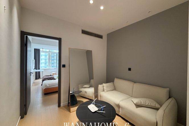 6.9K+Can Short-term Rent+ Spacious 1Bdr 1Bath Apt+Elevator+West NanJing Rd CBD+Stunning View
