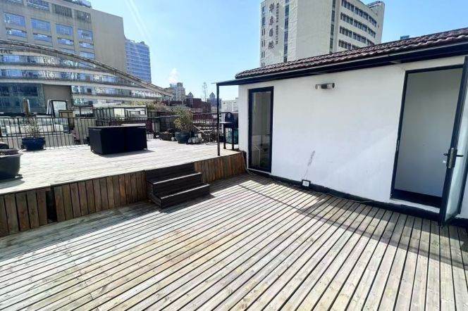 Huashan/Urumqi rd wall heating 2br/2lr/1ba apt with terrace; L2/7/14