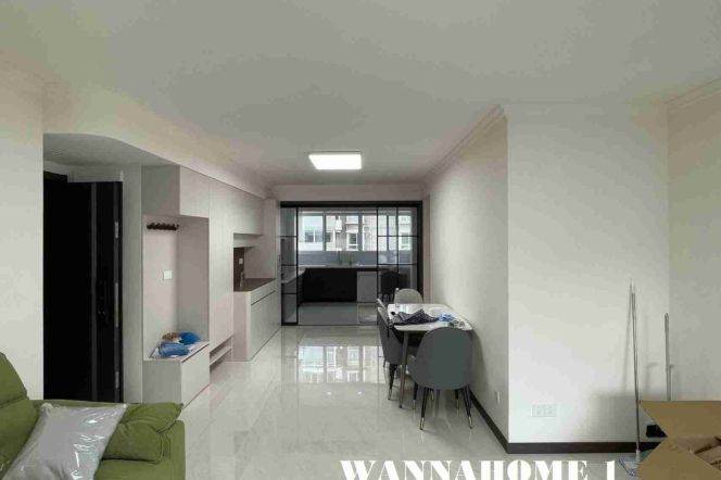 Spacious&Modern&Bright 3Bdrs 2Baths Apt+Great Compound+L2/11 Jiang Su Rd Metro