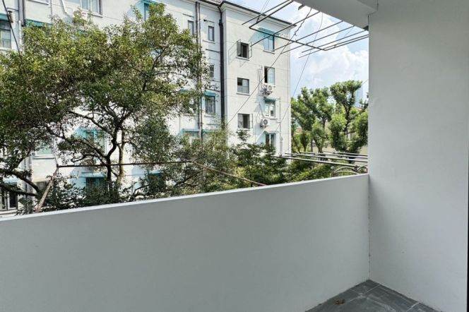 Spacious 1BR +Heating +Baclony | Shanghai Library metro L10 | Green view