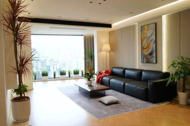  SuZhou Creek Frontline Riverview 3-Bedroom Tower Unit at Brilliant  City