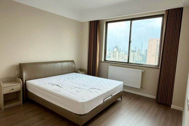 Elevator 2br @L7/9 Zhaojiabang Road St,high-rise view