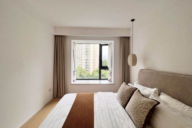 The Suzhou River view 2-Bedrooms with floor heating