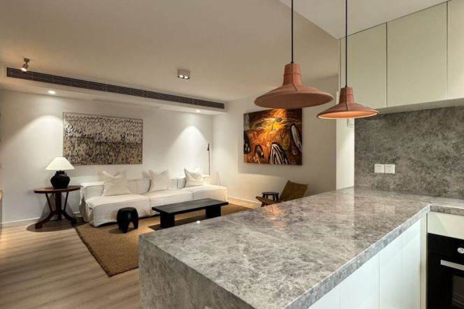 Da'an Cheng | Spacious 2br + balcony | West Nanjing rd Mt L2/12/13