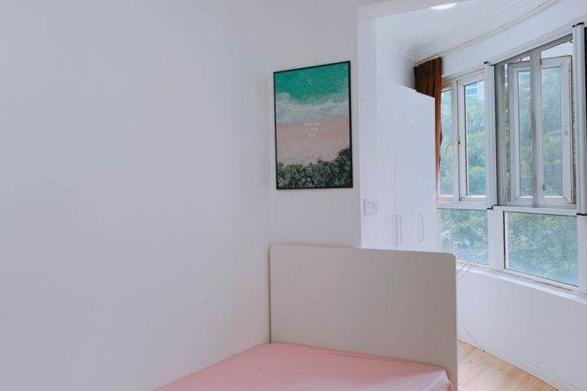 Cozy room near People's square, m-lines 1/2/8, close to SISU. advance booking accepted 