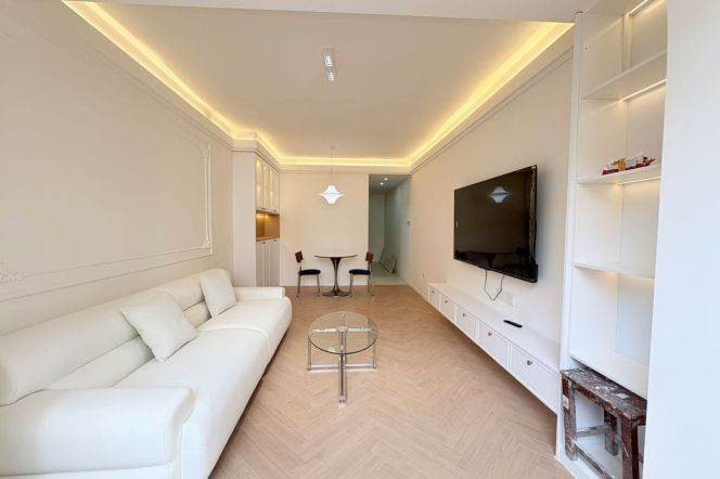 Newly renovated 1br Nr Zhongshan park M2/3/4