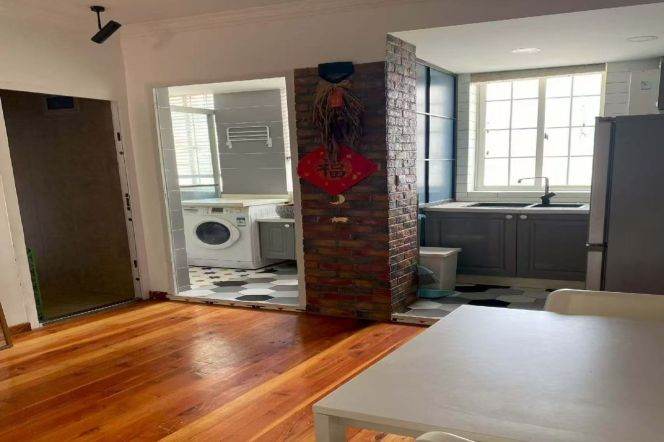 Bright 1BR APT Jianguo Rd Jiashan Rd 6.8k