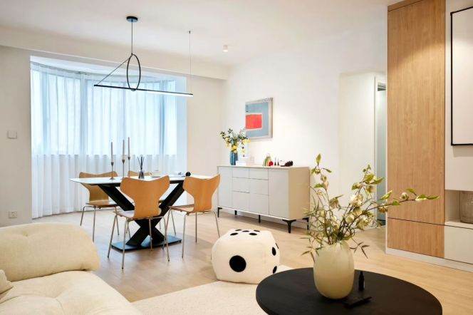 West Nanjing rd station 3br