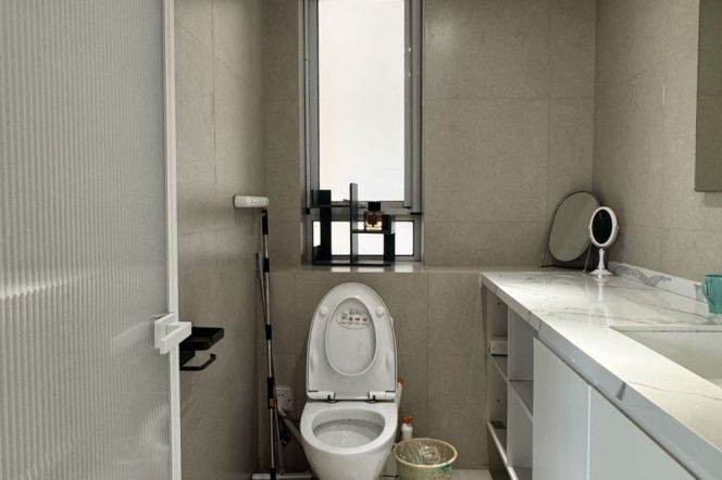 Impressive2+1Br-2bathr + Scenic windows | Xujiahui CBD | Shanghai Stadium Mt