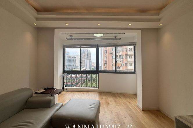 11.5K+Elevator+Spacious&Modern 2Bdrs 1bath+L3+4+10 Hongqiao Rd+Enough Light+Large Storage