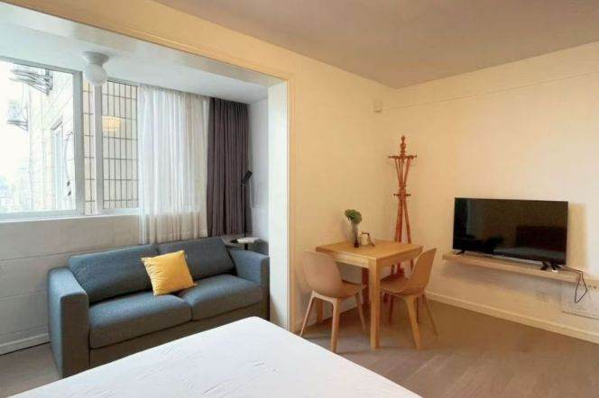 1 br at L10/L11 jiaotong uni station+elevator+SJTU