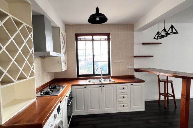 Jiashan Rd. Comfy 2BR Good Layout&Natural Light 