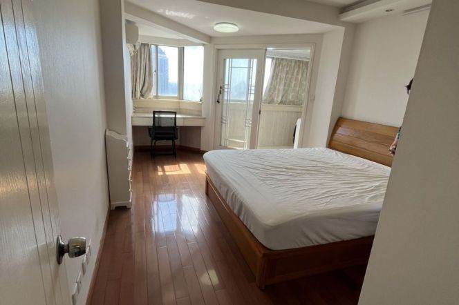 jiaotong uni area elevator 2Bedroom with big living room@L10/11