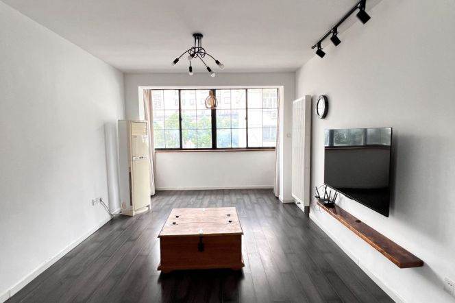 Jiashan Rd. Comfy 2BR Good Layout&Natural Light 