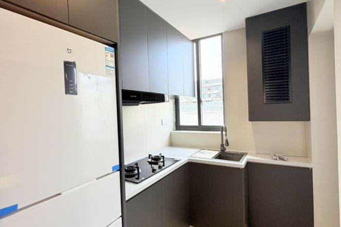 Tongchuan rd/modern 1br 1lr/bright room/brand furniture,@L15/14