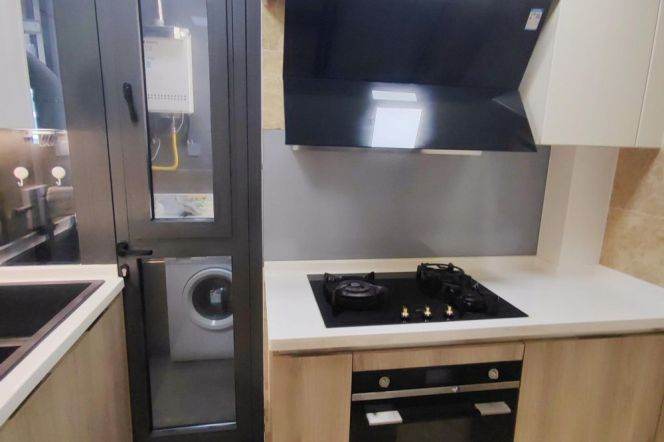 High floor 2-bedroom with River view next NYU shanghai ,4 mins walking to L 6/8/11