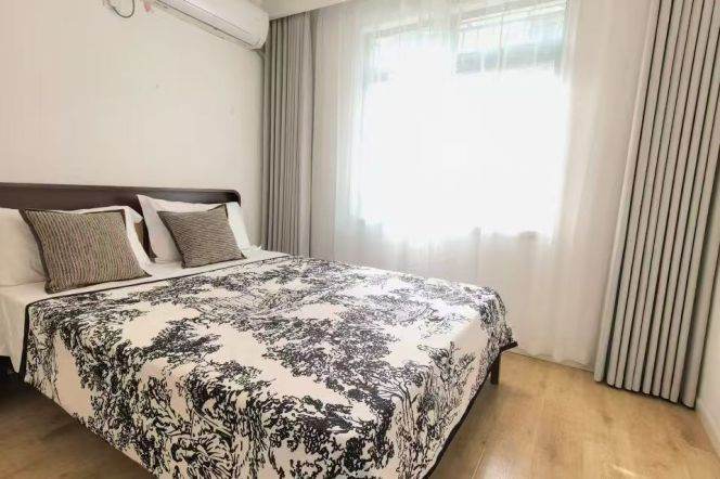 Nice&bright 2br/1lr @changping rd sta 8.3k