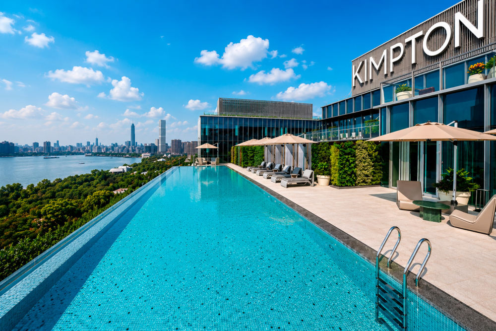 The Shanghai Outdoor Pools Report 2026: Here's Where to Go Swimming