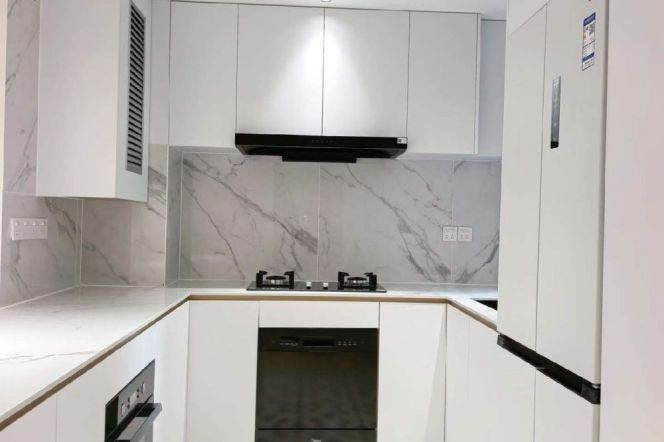 loushanguan rd elevator 2br/big living room@L2/15