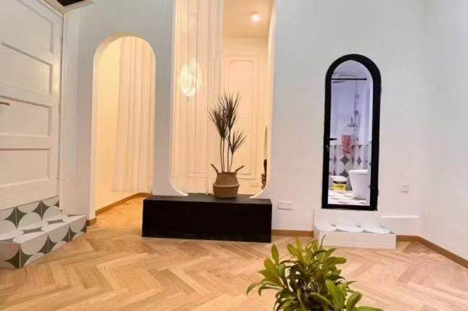Elegant 2br/1lr @jiashan rd sta 6.3k