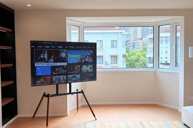 125sqm brand new 1br with balcony nr Xujiahui CBD