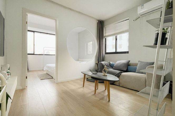 wuding rd elevator 1BR/living room