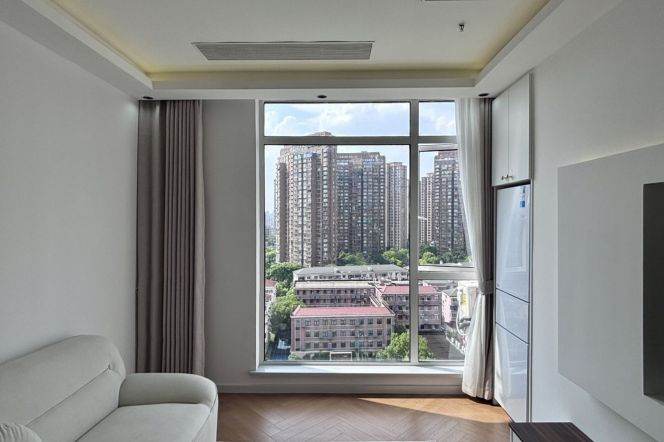 1Bdr 1bth Apt/Fabulous&Modern/ Line 8 Zhongxing Rd /Good View/parking 