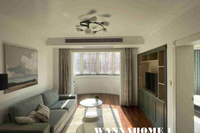 Spacious&Modern&Really Bright 1Bdr 1Bath+Large Closet+Jing An Temple+Large Covered Balcony